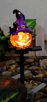 Solar Outdoor Halloween Jack-o'-Lanterns (One Set)